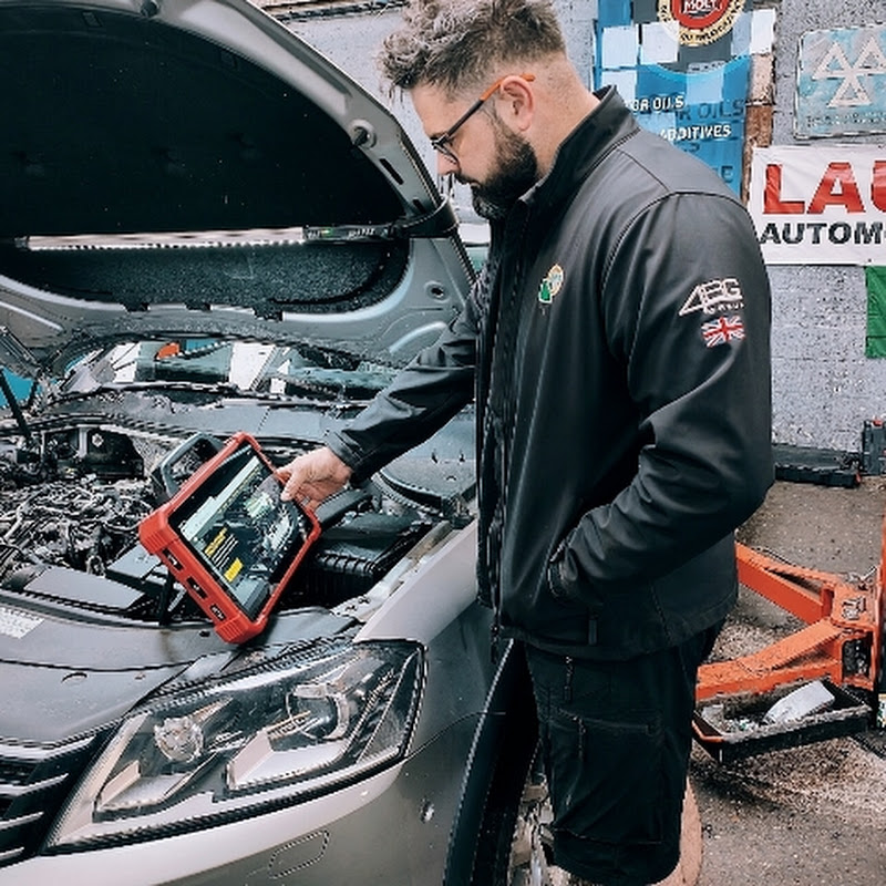 baz meredith 🤙 Logo