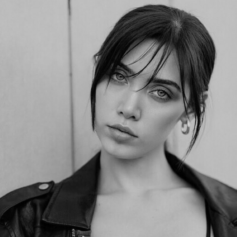 Anastasia Demure