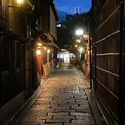 路地 ロジ