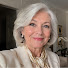 2q_6Qf69Ywc-channel-avatar-Vivian Sinclair