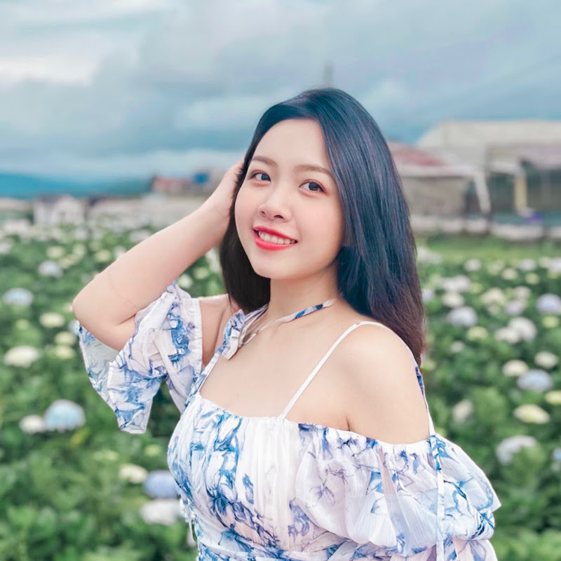 Hana Thích Đi Chơi