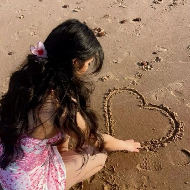 Luckiest Girl Khushbu 