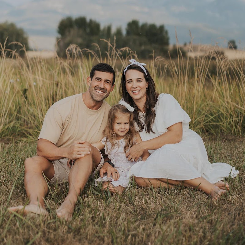 Bradley and Aubrie Bromlow