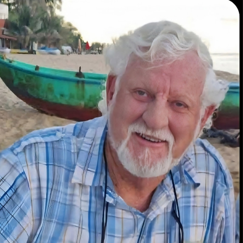 Vietnam oldtimers travel guide, Art, Poetry,   channel avatar