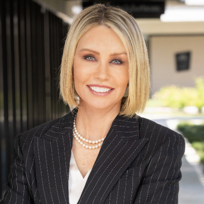 Audra Lambert - Lambert Group Homes Logo