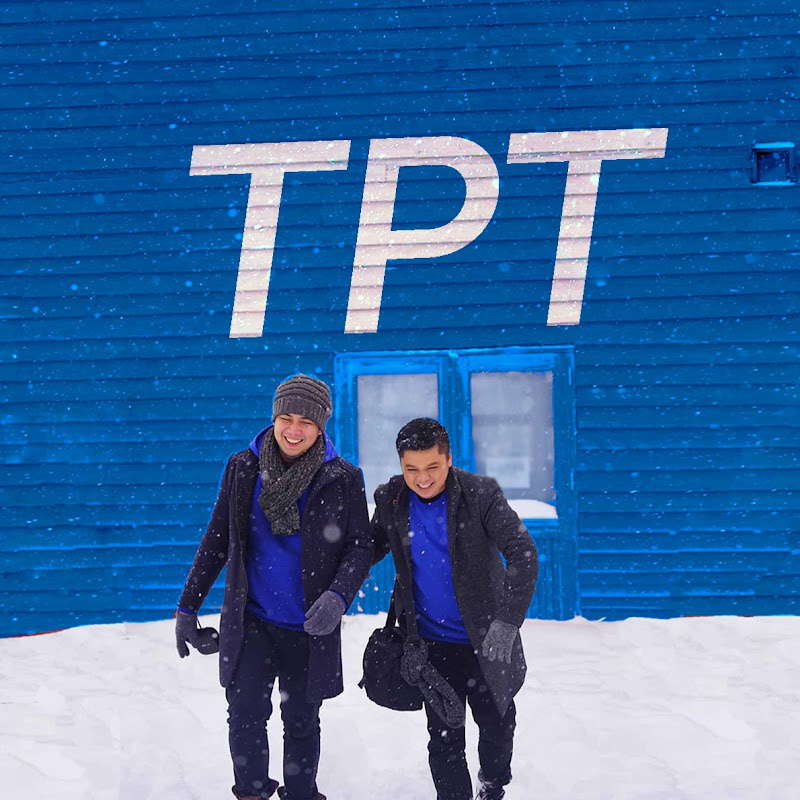 THE POOR TRAVELER ®