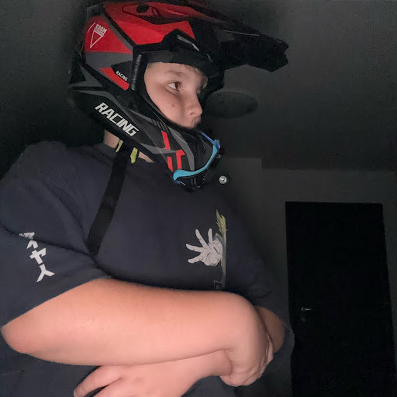 Hire TavMTB🚴 — Cycling (Road, Mountain, BMX) YouTube creator for sponsorships