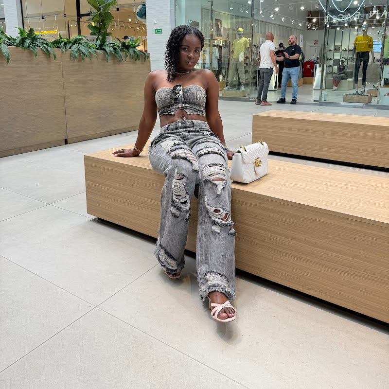 Guigui Haitian Influencer