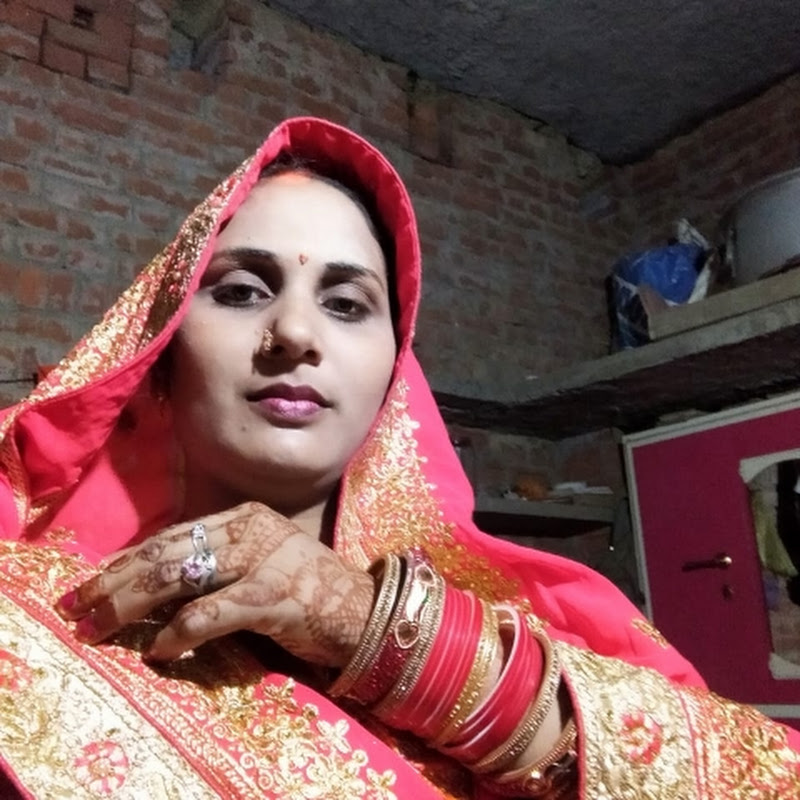 पूनम प्रजापति लोकगीत