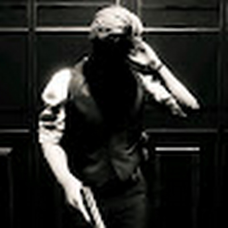 Hire 𝕯𝖙𝖔𝖝 — Student Life & University Vlogs YouTube creator for sponsorships