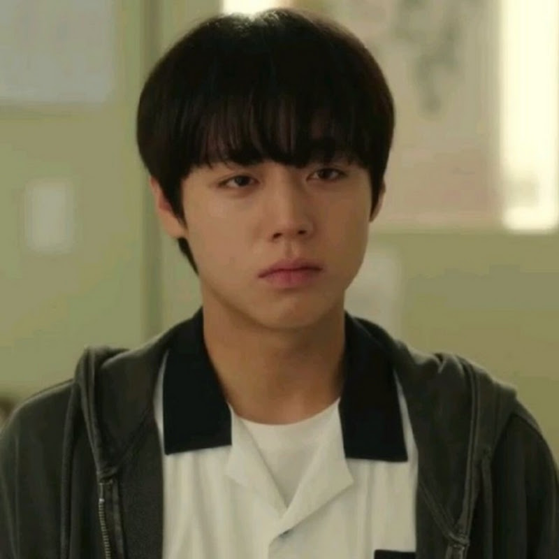 Hire Sieun Vault  — Entertainment YouTube creator for sponsorships