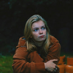 ZoeClarkeOfficial Avatar