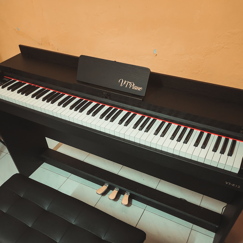 LKZ's Piano