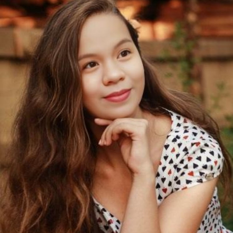 Jeline Bracamonte  Logo