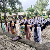 Bacche Sarkari School Wale