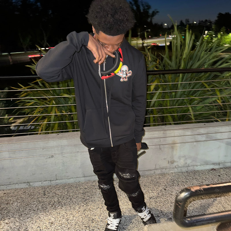 $wervyy Bandzz @rrswervyybandzz | Thizzler