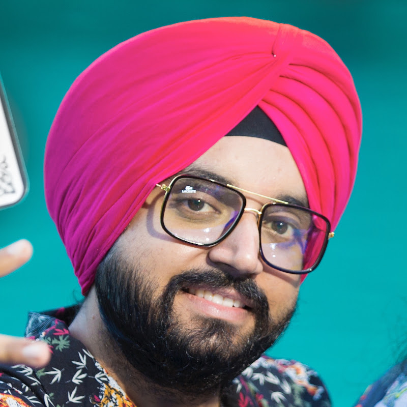 Famous indian vlogger