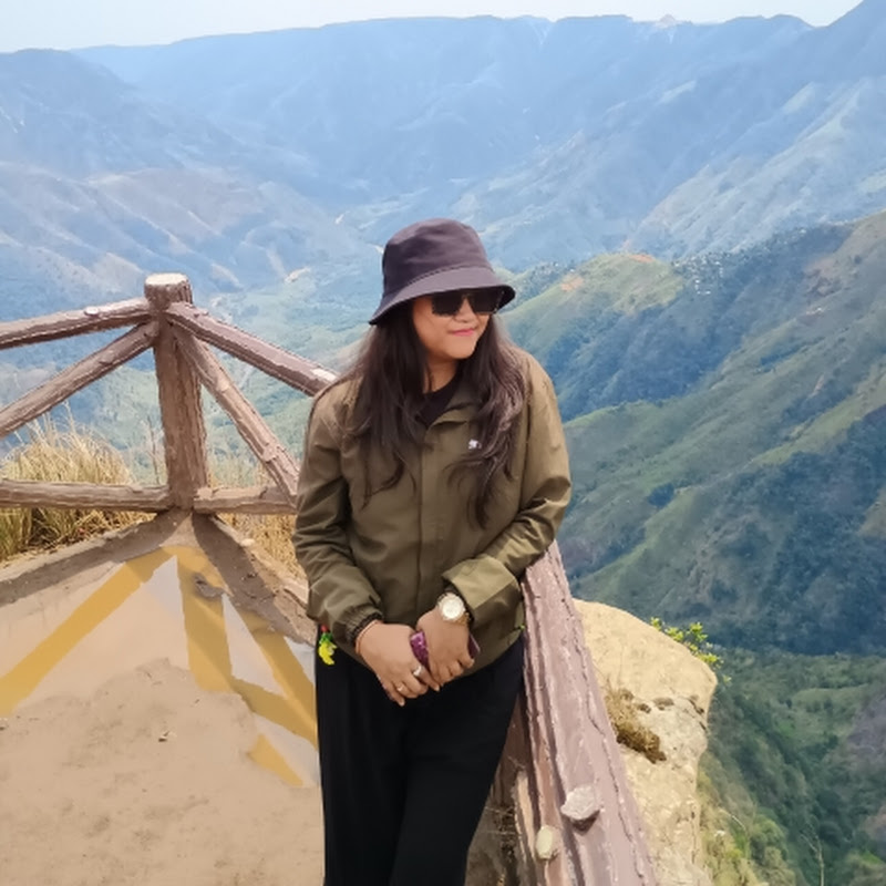 ExplorewithLeesha