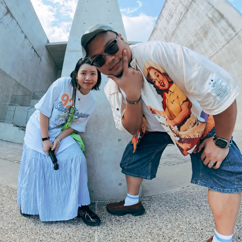 Yan生&鏽婷的耍廢宇宙 Logo