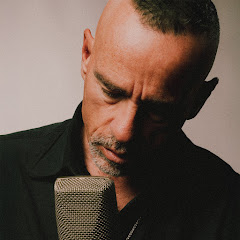 Eros Ramazzotti - Topic