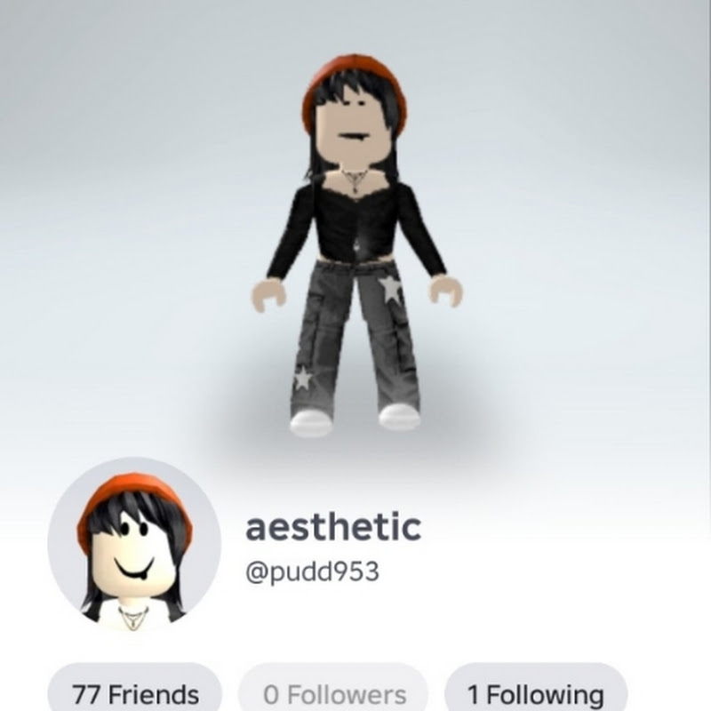 Zariya playing Roblox 