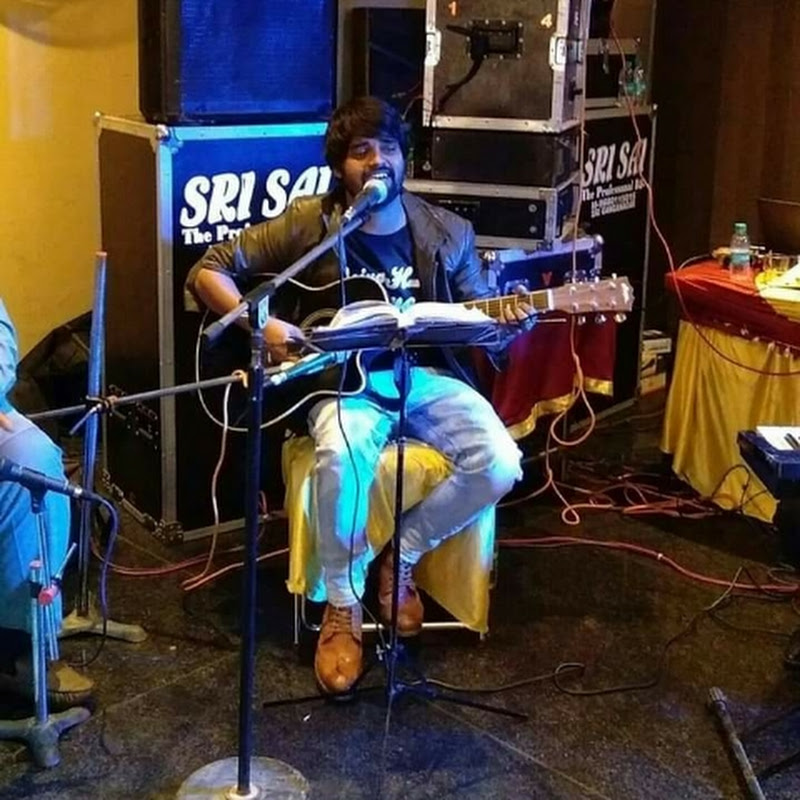 NISHOBHIT RAAGAM icon