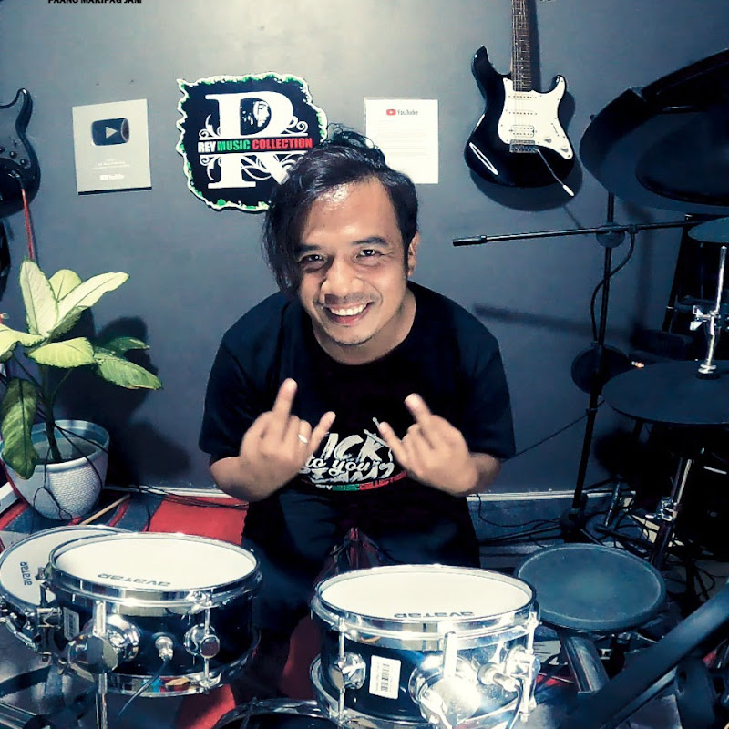 Rey Music Collection