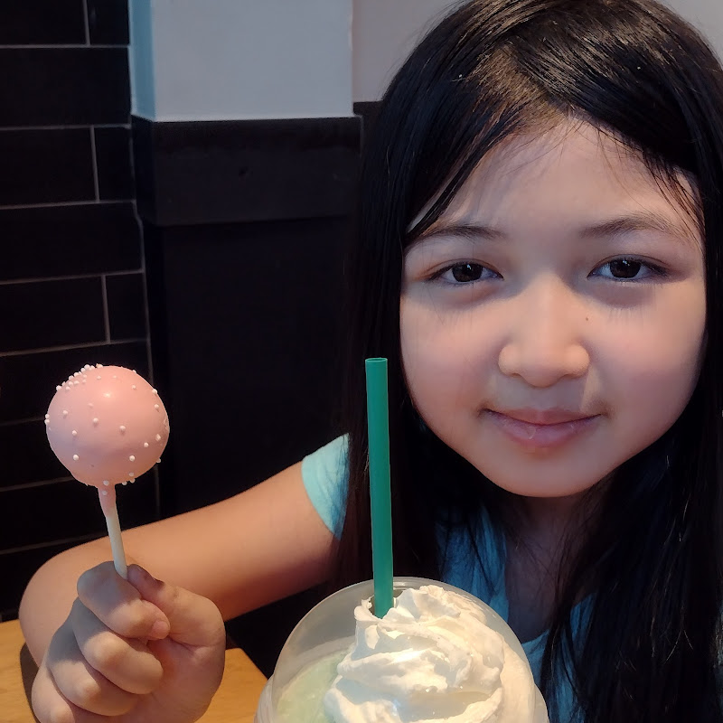 Bella Isabella's Colorful Adventure
