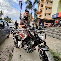 Ashu Vlogs profile image
