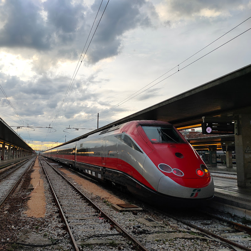 Nonstop Eurotrip Logo