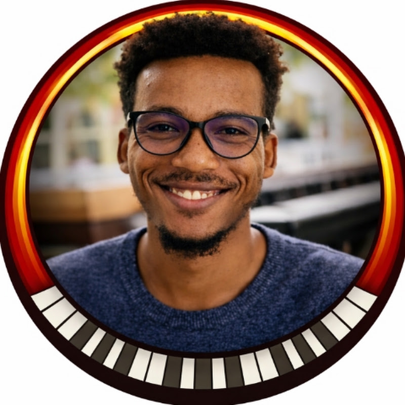 Mulaganet piano profile avatar