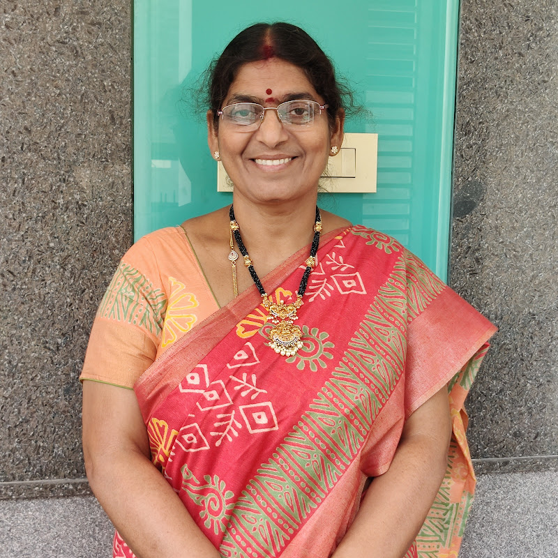 Peravali Sister The Telugu Vlogger