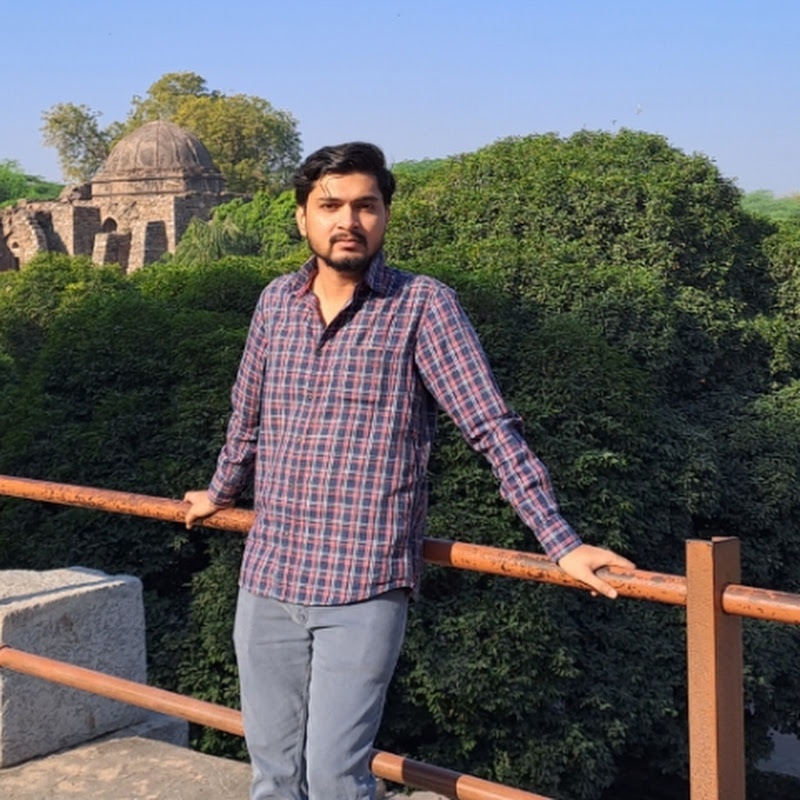 Abhishek Vashisth Travel Vlogs channel avatar