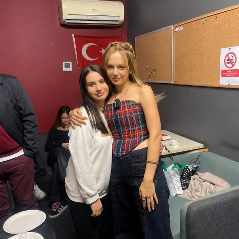 Ecem naz kayagil 