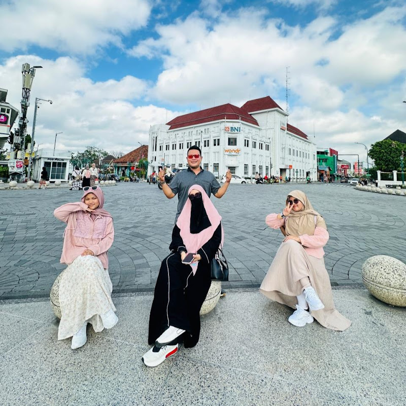 Dhimz and Family
