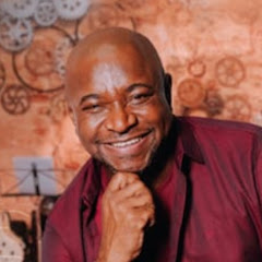 Álvaro Tito - Topic