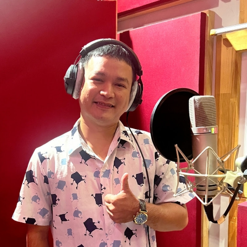 Quan Nhân Play