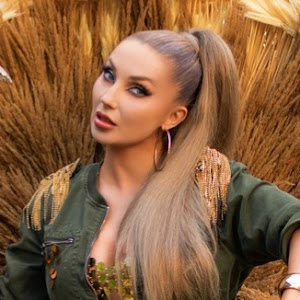 UCkUY0cewN2Gj2MPq4e1c7qQ YouTube channel image