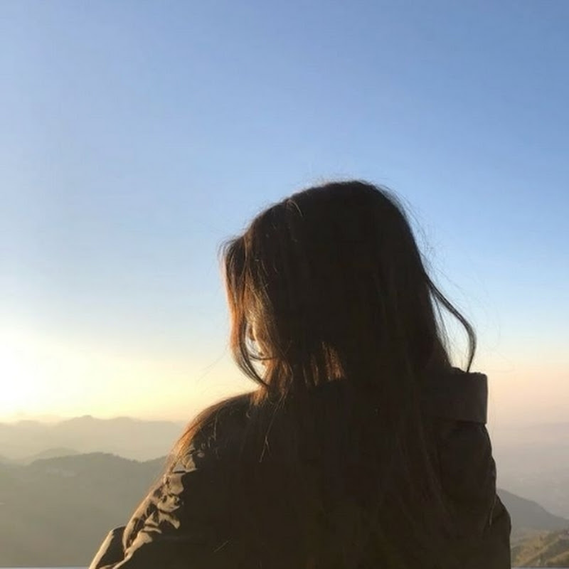 Hire Sen's_vlogg — Beauty & Makeup Tutorials/Reviews YouTube creator for sponsorships