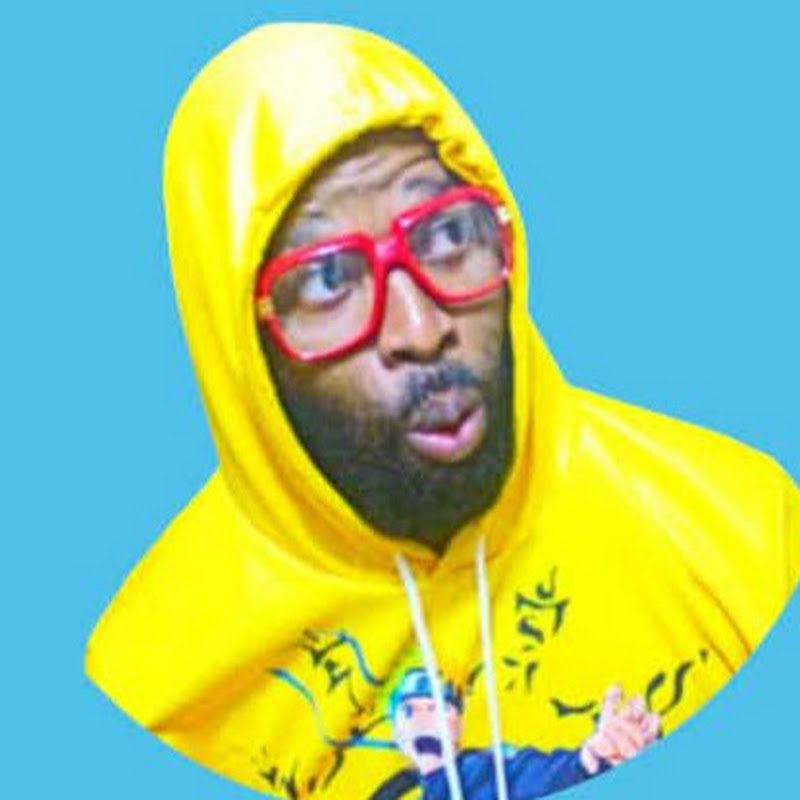 AMAXReacts
