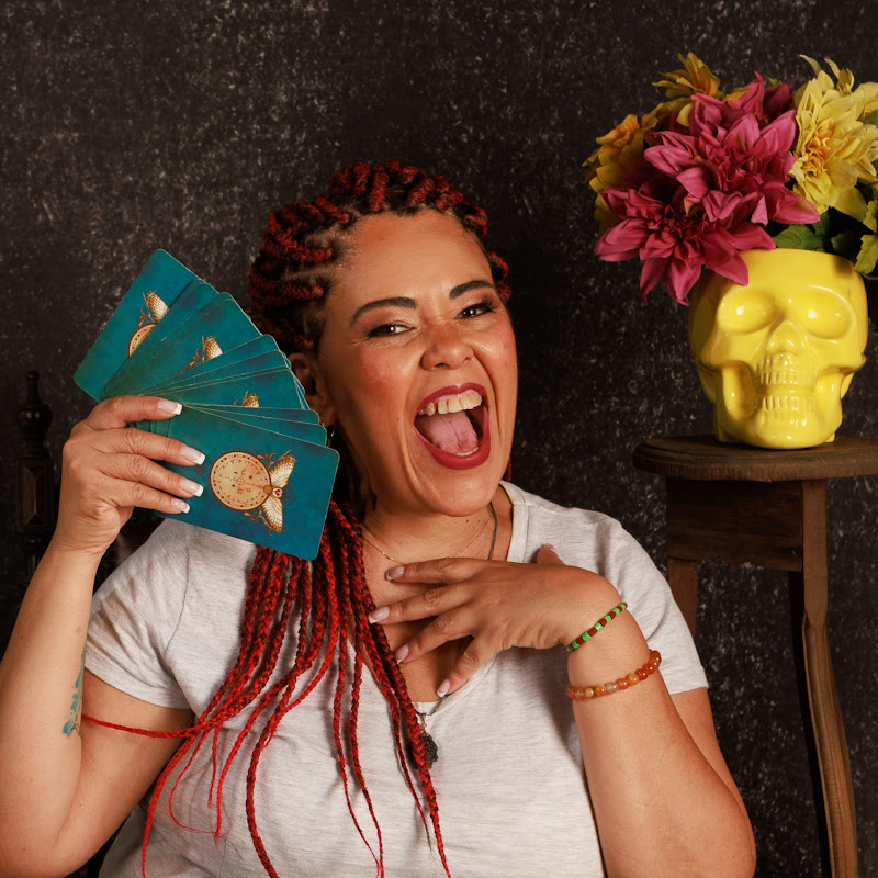 Mistíca intuitiva sou Alane Ramos