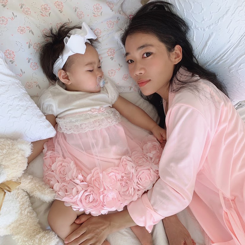 Nicole_ Chloe妮可热热