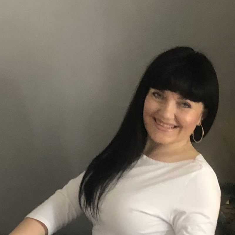 Іра вихователь