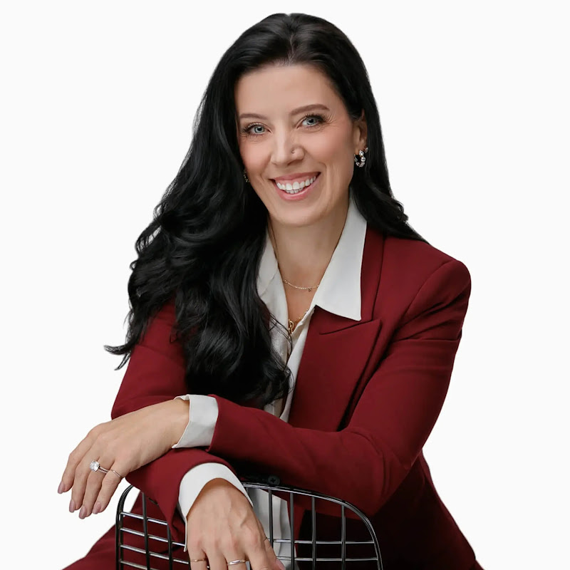 Amy Reczek | Sales and Presence