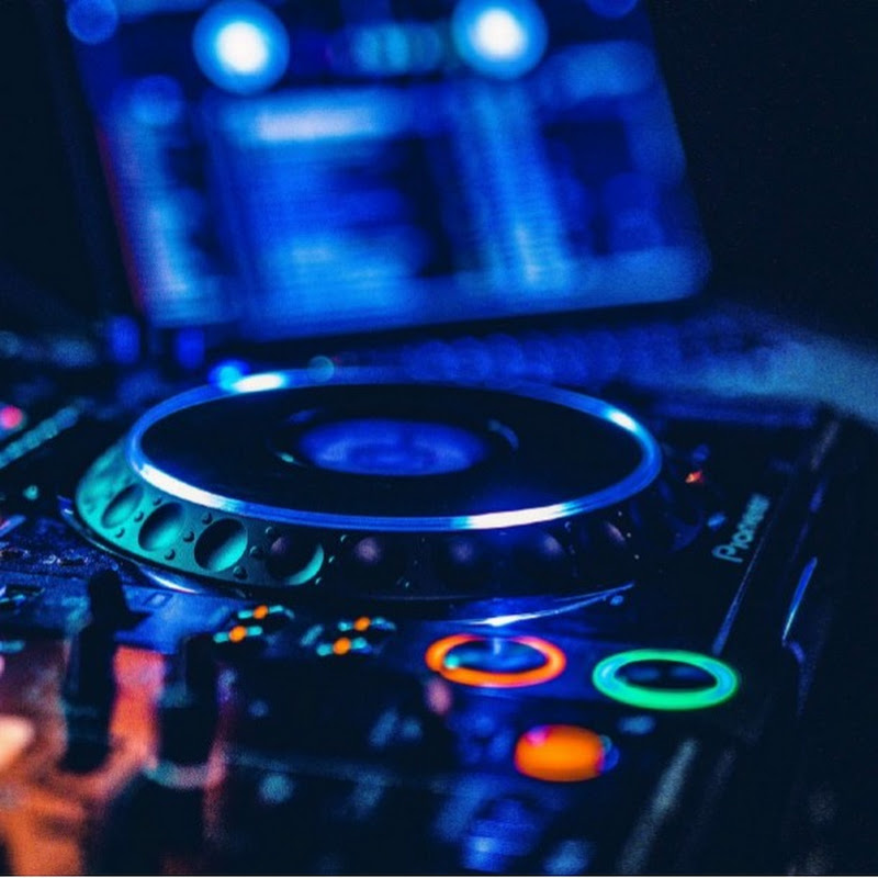 It's Just HOUSE and PIANO Music