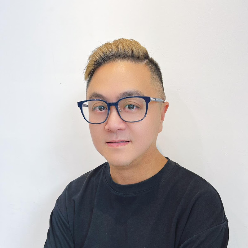 貴氣富二代 Logo