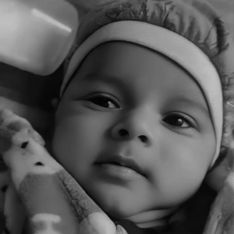 Hire Boys pink 2006 — Kids & Family YouTube creator for sponsorships