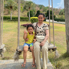 Channel thumbnail for Mom & Daughter