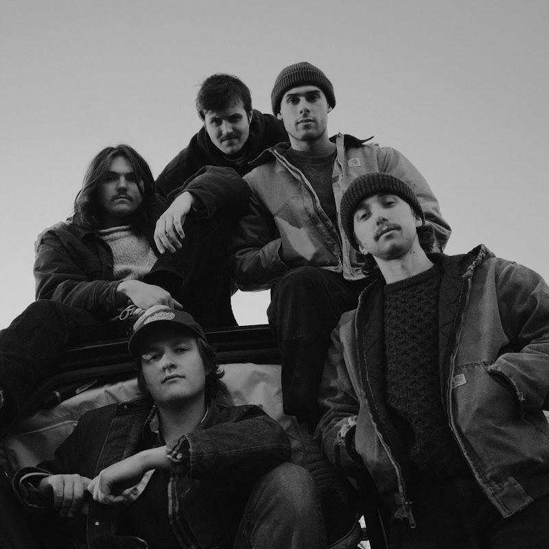 Richy Mitch & The Coal Miners - Topic
