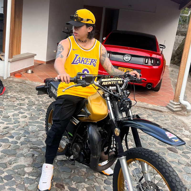 Hire bestcryptowallet — Cryptocurrency & Blockchain (Finance) YouTube creator for sponsorships